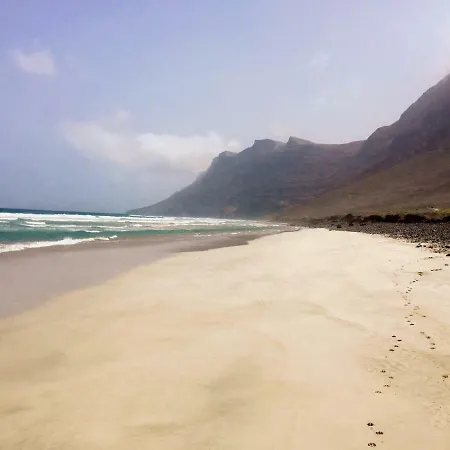 Fcg24a Famara